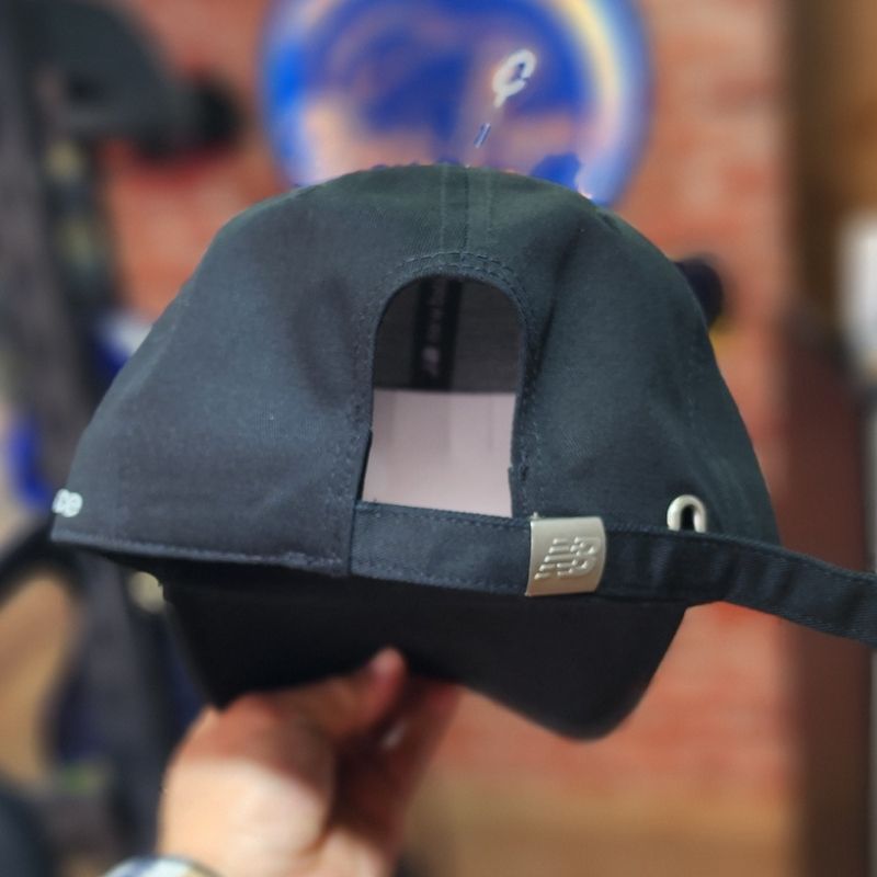 Casquette New Balance - Black & White Logo – Image 2