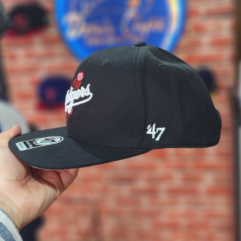 Casquette LA Dodgers '47 - Noir et Blanc avec Broderie Relief - الصورة 3