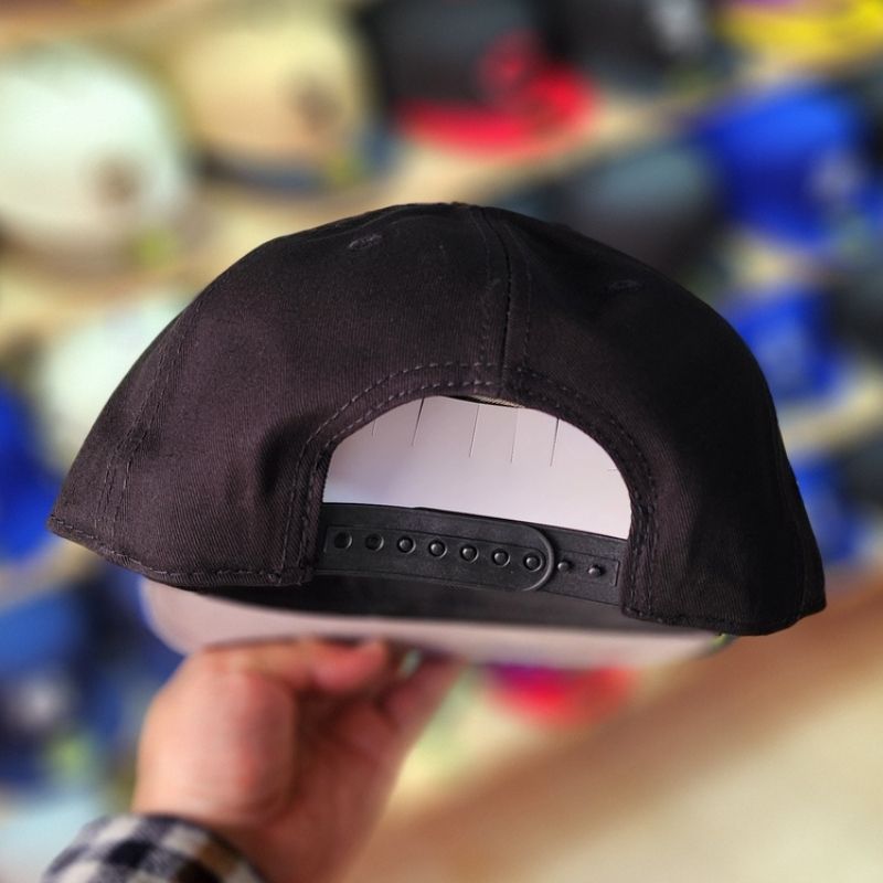 Casquette New Era 9FIFTY LA Dodgers - Black & Blue Neon Edition – Image 2