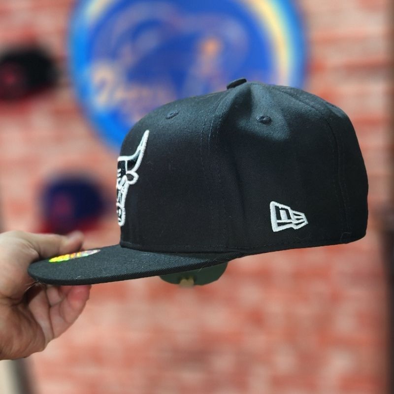 Casquette New Era 9FORTY Chicago Bulls - Black & White – Image 3