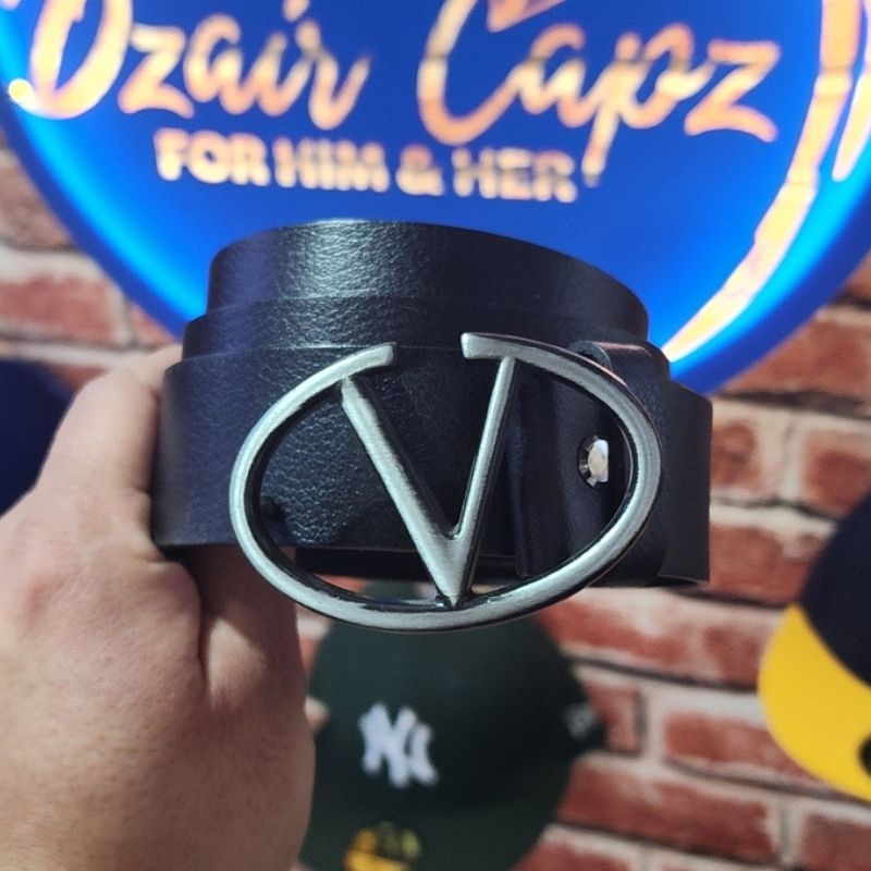 Ceinture Valentino - Cuir Noir & Boucle Iconique "V" Argentée – Image 2