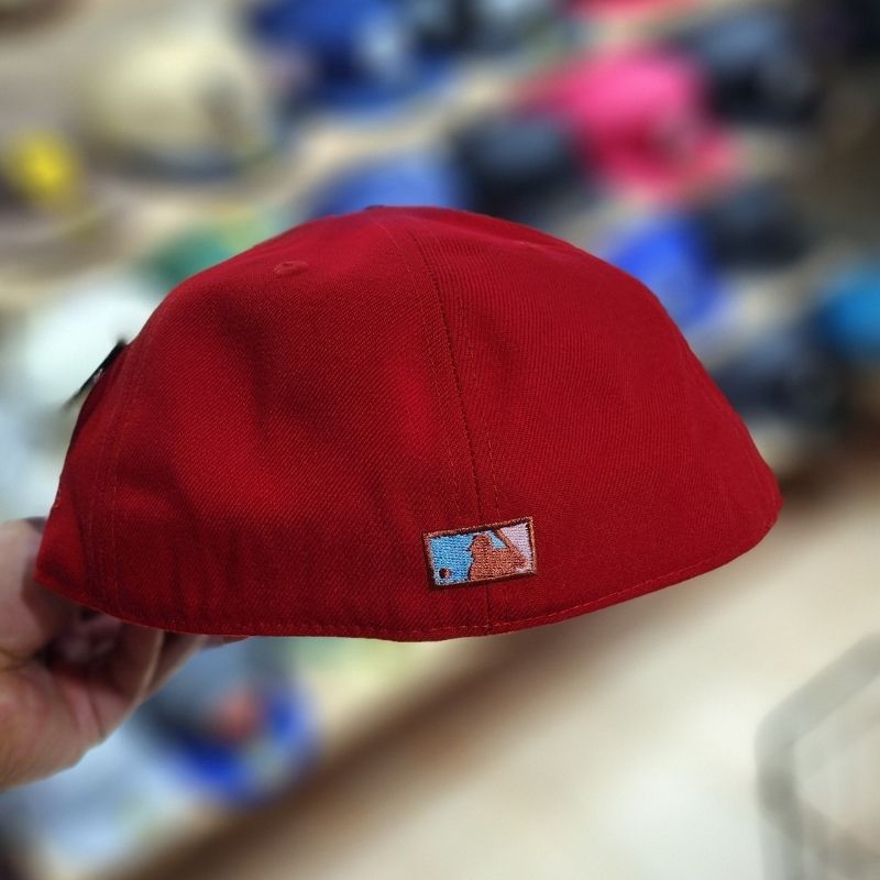 Casquette 59FIFTY Chicago Bulls Rouge & Noir logo ecrits – Image 2