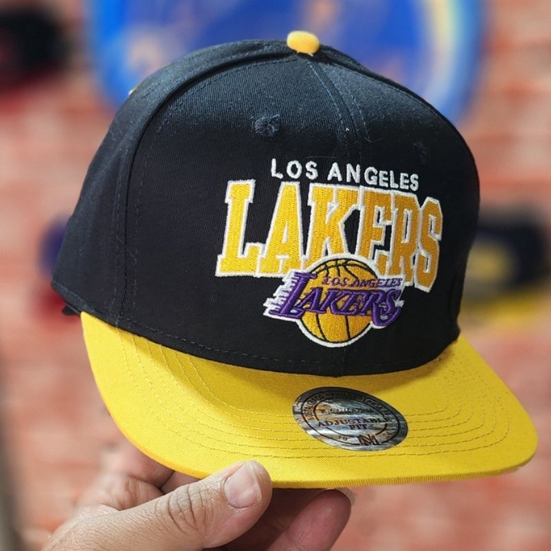 Casquette Mitchell & Ness LA Lakers - Noir & Jaune – Image 5
