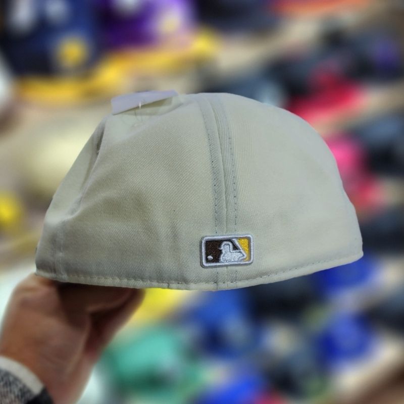 Casquette San Diego Padres New Era 59FIFTY Crème et Marron Fitted – Image 2