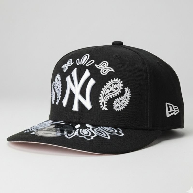 Casquette New Era 9FIFTY NY Yankees - Edition Paisley Black Art