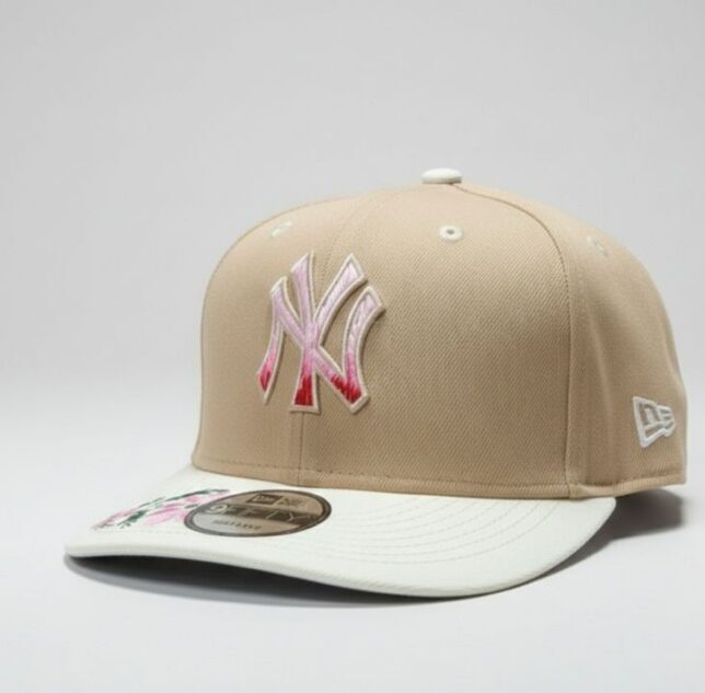 Casquette NY Yankees New Era 9FIFTY Beige et Menthe à Broderie Florale Snapback