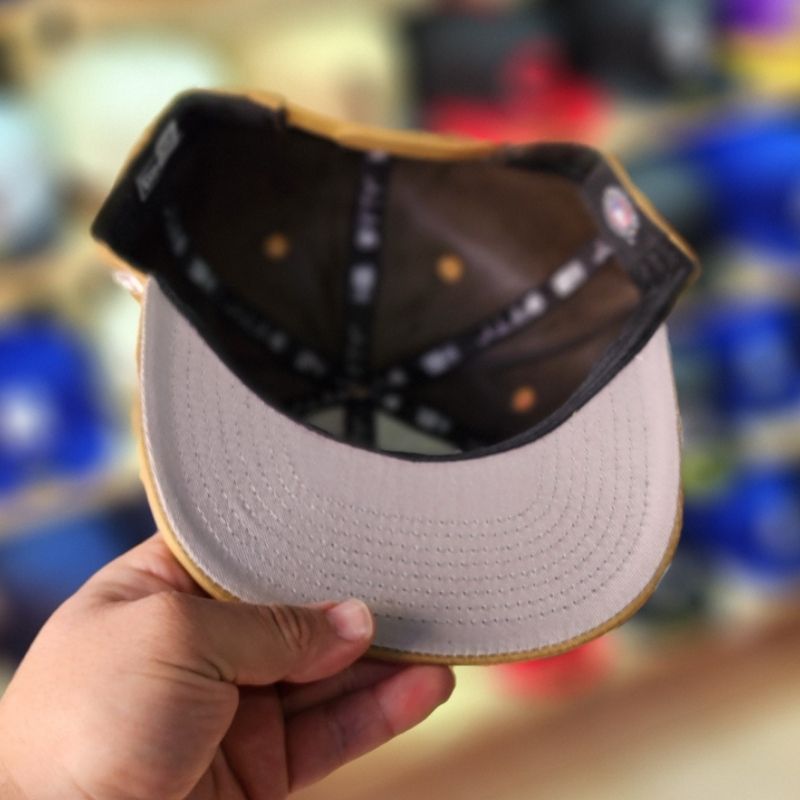 Casquette Los Angeles Dodgers New Era 9FIFTY - Or Moutarde & World Series Patches - الصورة 4