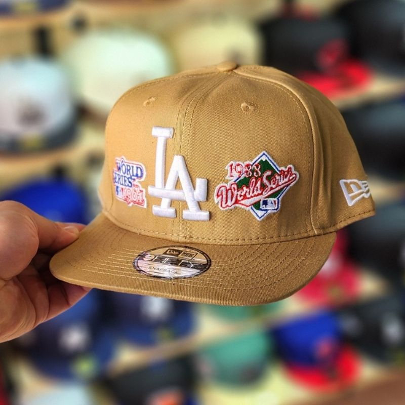 Casquette Los Angeles Dodgers New Era 9FIFTY - Or Moutarde & World Series Patches - الصورة 5