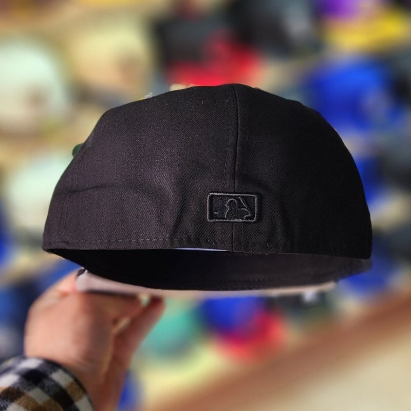 Casquette Los Angeles Dodgers New Era 59FIFTY - Édition Blackout – Image 2