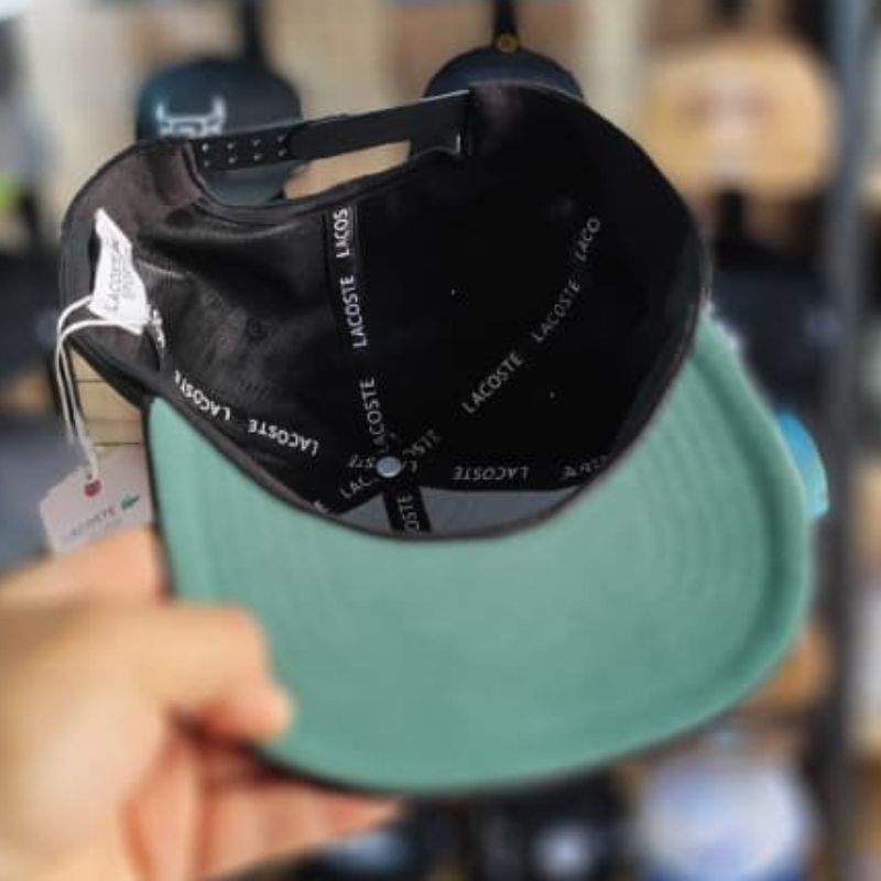 Casquette Lacoste Noir - Visière Plate & Style Sport-Chic – Image 4