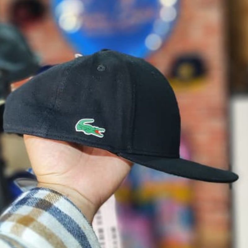 Casquette Lacoste Noir - Visière Plate & Style Sport-Chic – Image 3