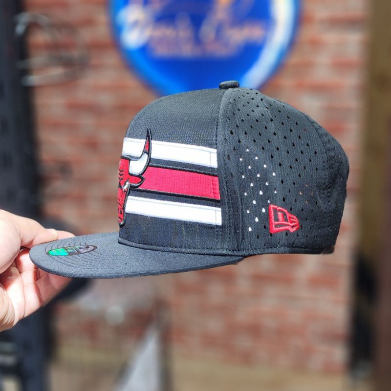 Casquette New Era 9FORTY Chicago Bulls – Design Rayé Rouge & Blanc – Tissu Respirant – Image 4