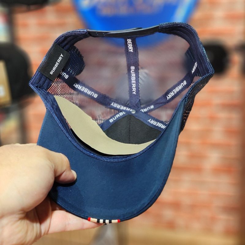 Casquette Burberry Bleu Marine à Rayures Trucker (Filet) – Image 3