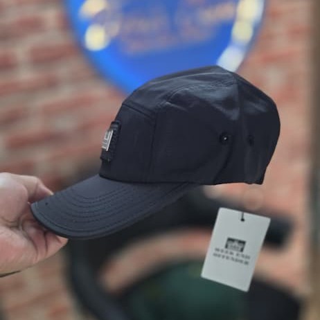 Casquette weekend offender Island noir Casual good avec logo carré – Image 2