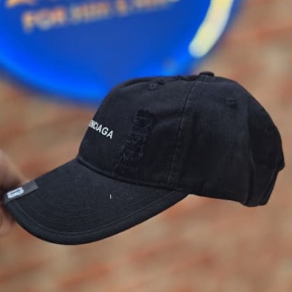 Casquette Balenciaga Noir avec détails usés Noire Effet Vieilli jeans - الصورة 3